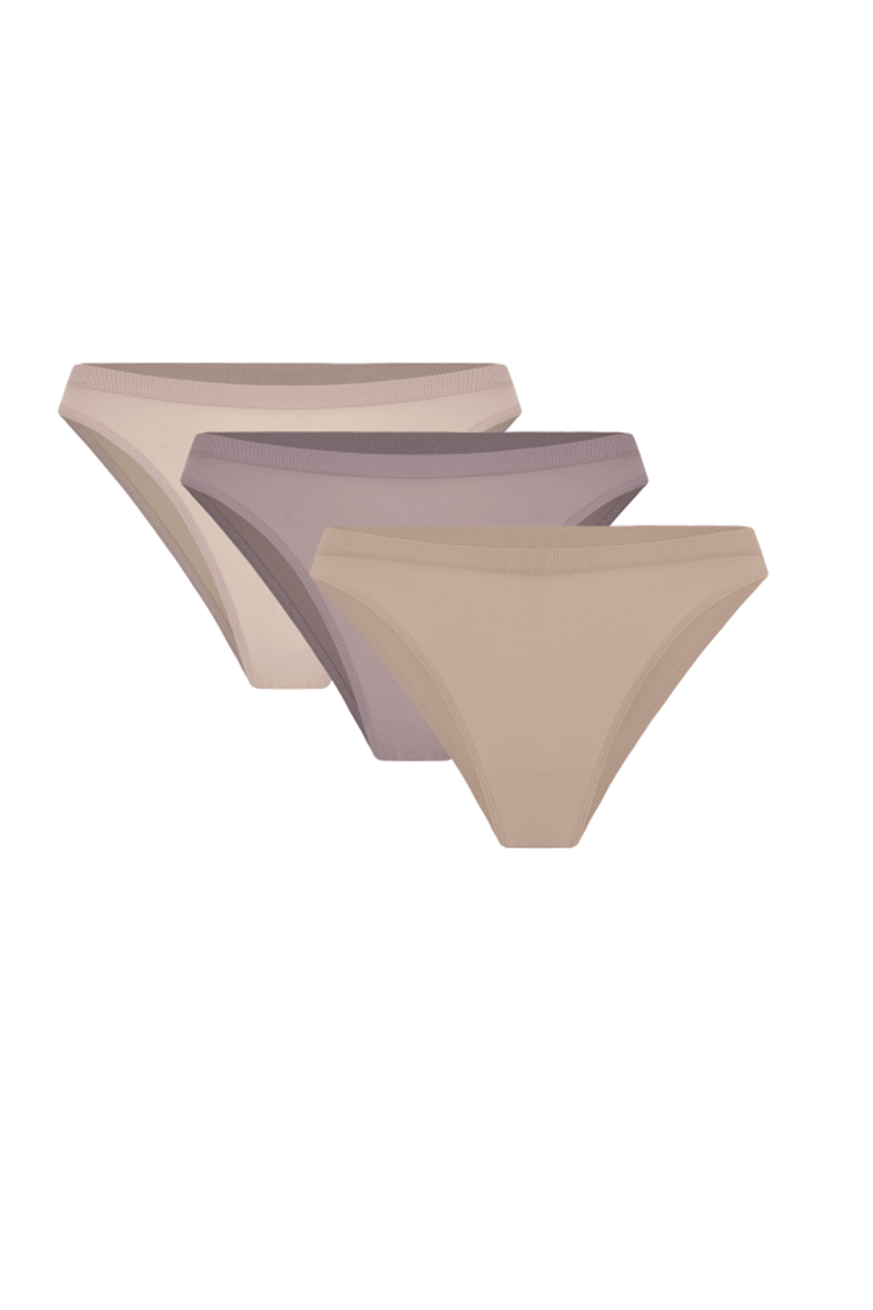 C04403;0032;1